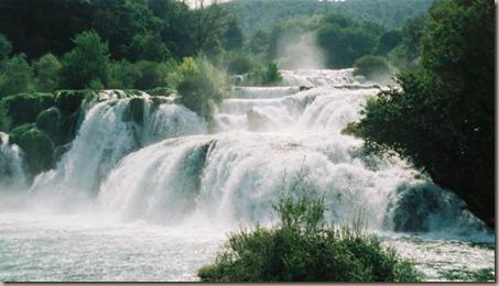 Torrent chute montagne chutes krka 20808 thumb